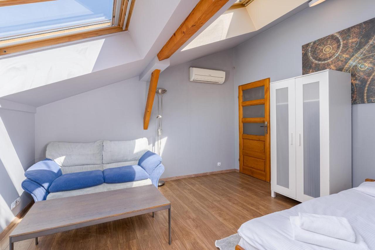 Apartament Flat With Cosy Attic - Castle Round The Corner - By Upstairs Kraków